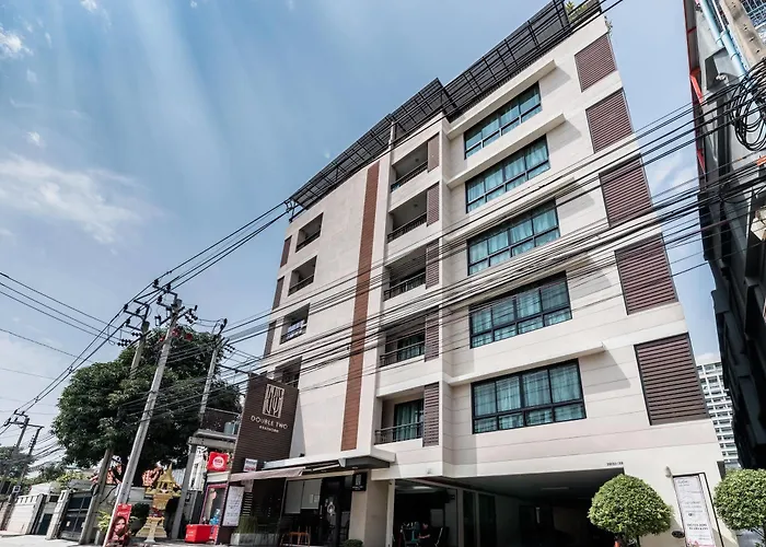 Double Two @ Sathorn Zajazd Bangkok